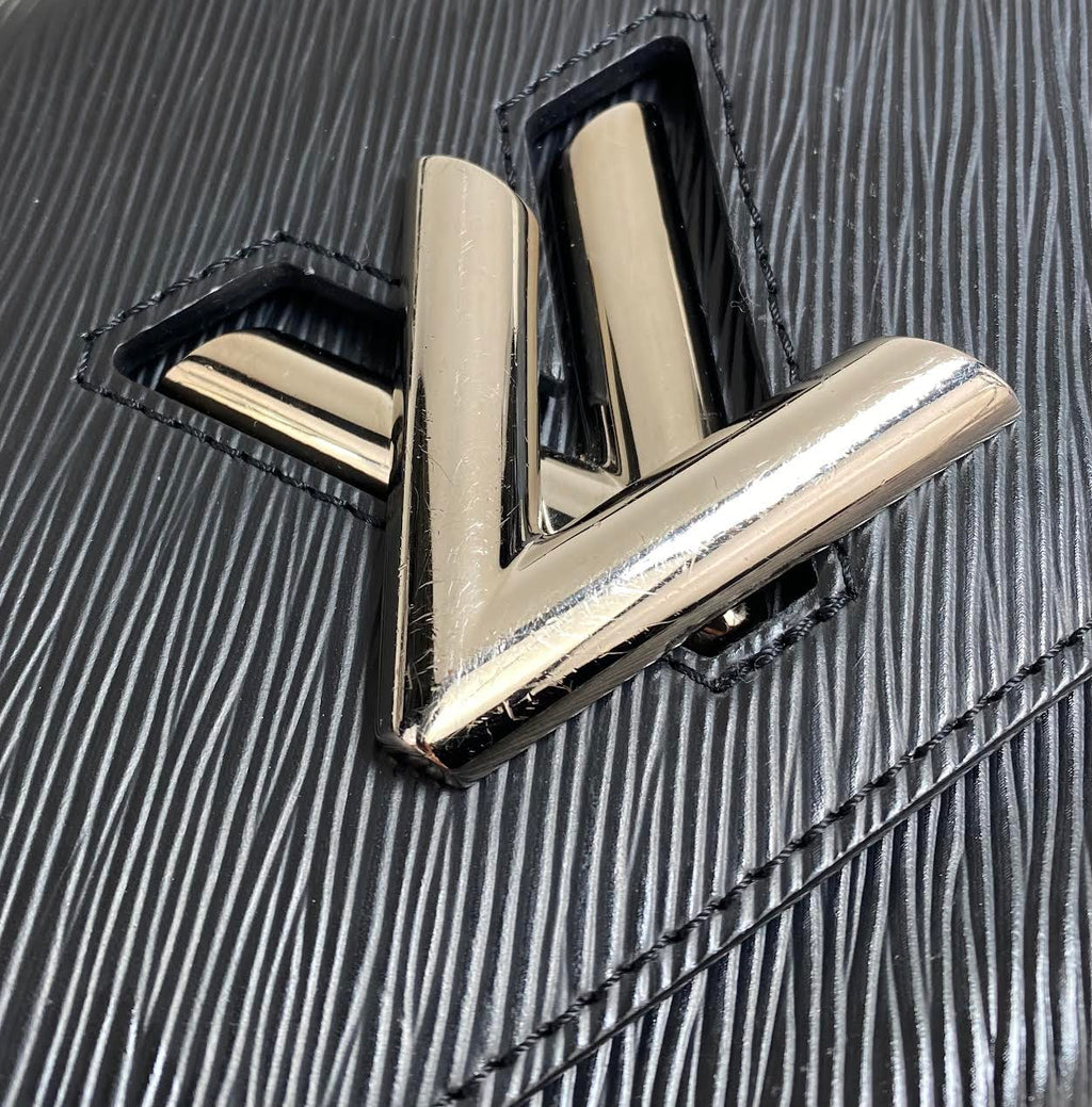 LOUIS VUITTON Epi Twist Black