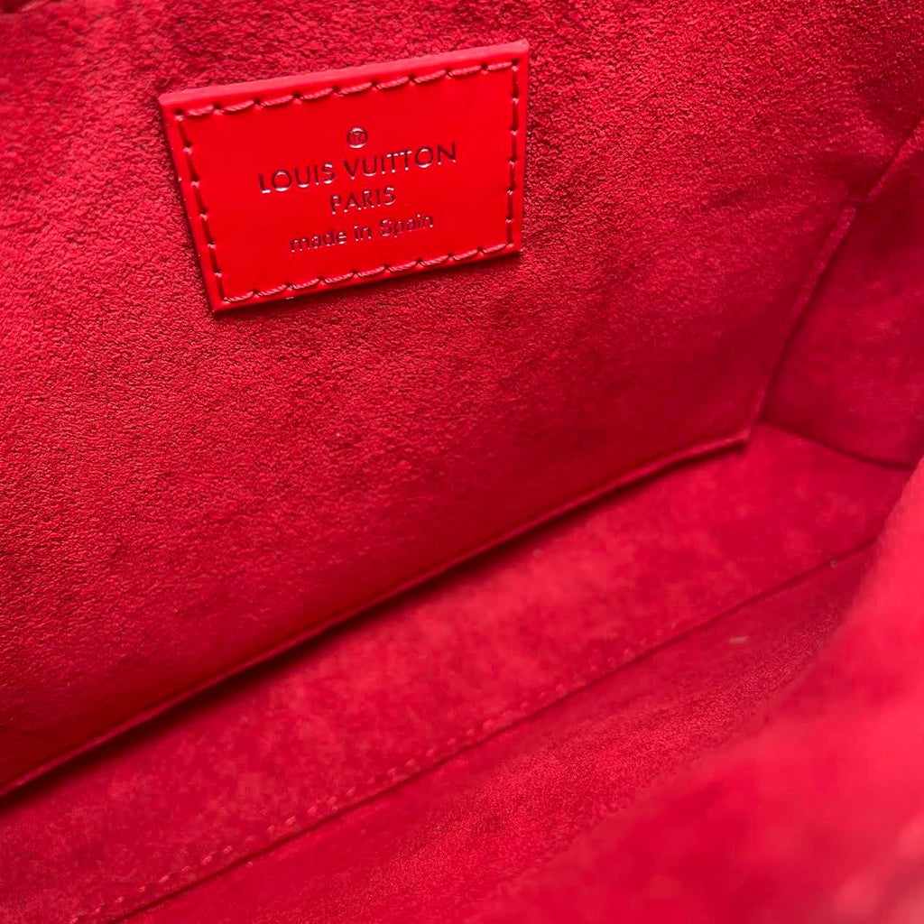 LOUIS VUITTON Epi Monogram Saint Michel