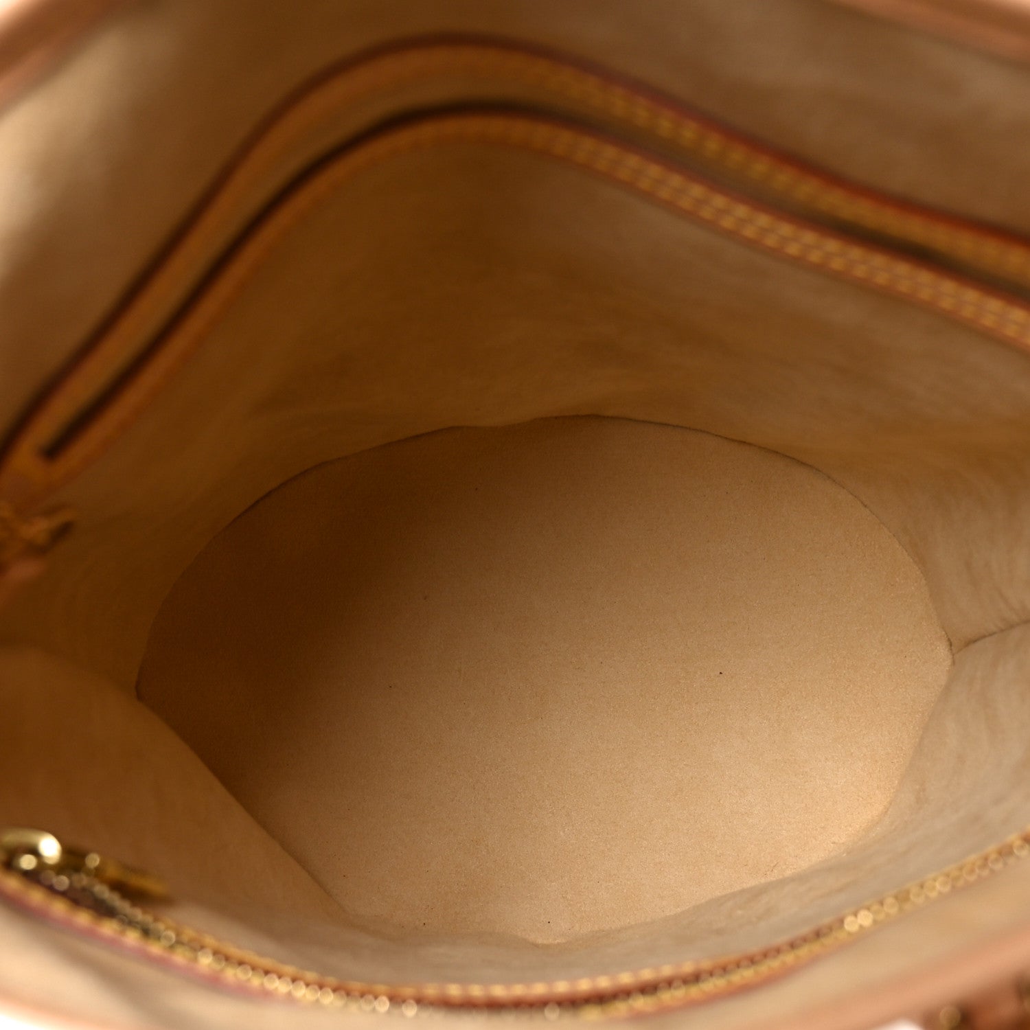 Louis Vuitton Vachetta Petit Bucket 23