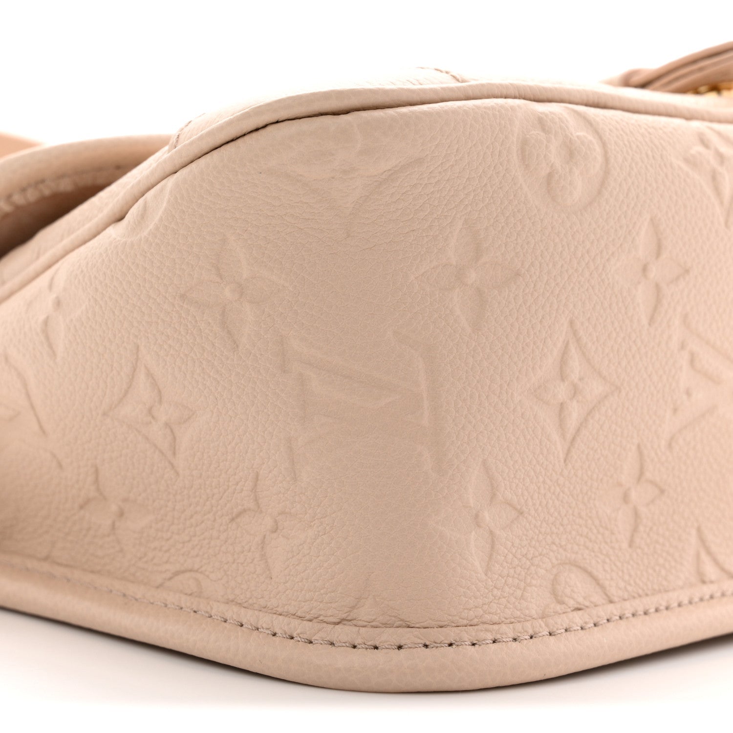 Louis Vuitton Empreinte Monogram Giant Diane Sand