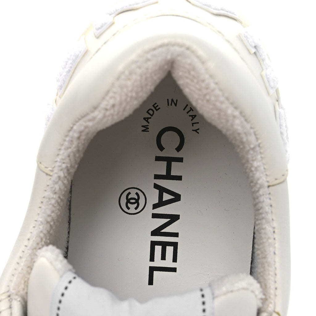 Calfskin Womens Logo Sneakers 38 White