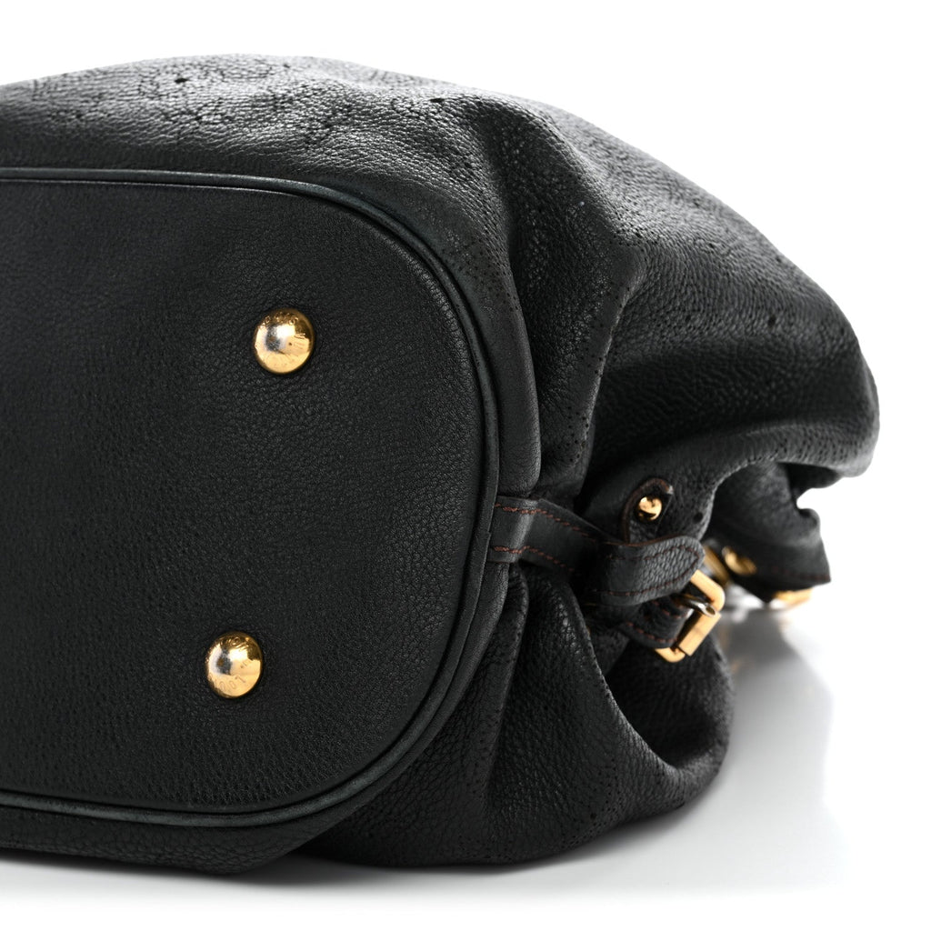 Louis Vuitton Mahina L Black