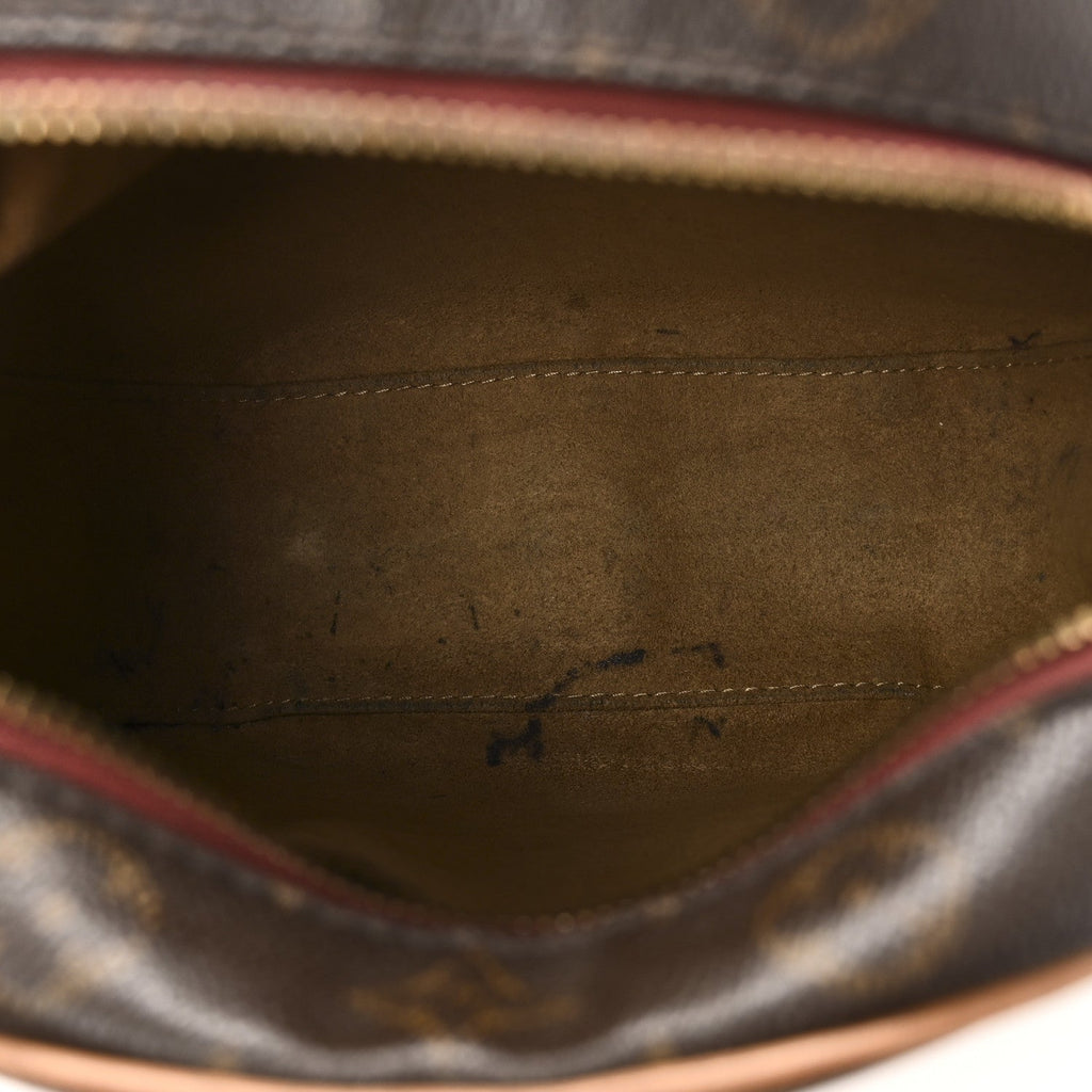 Louis Vuitton Monogram Boite Chapeau Souple MM