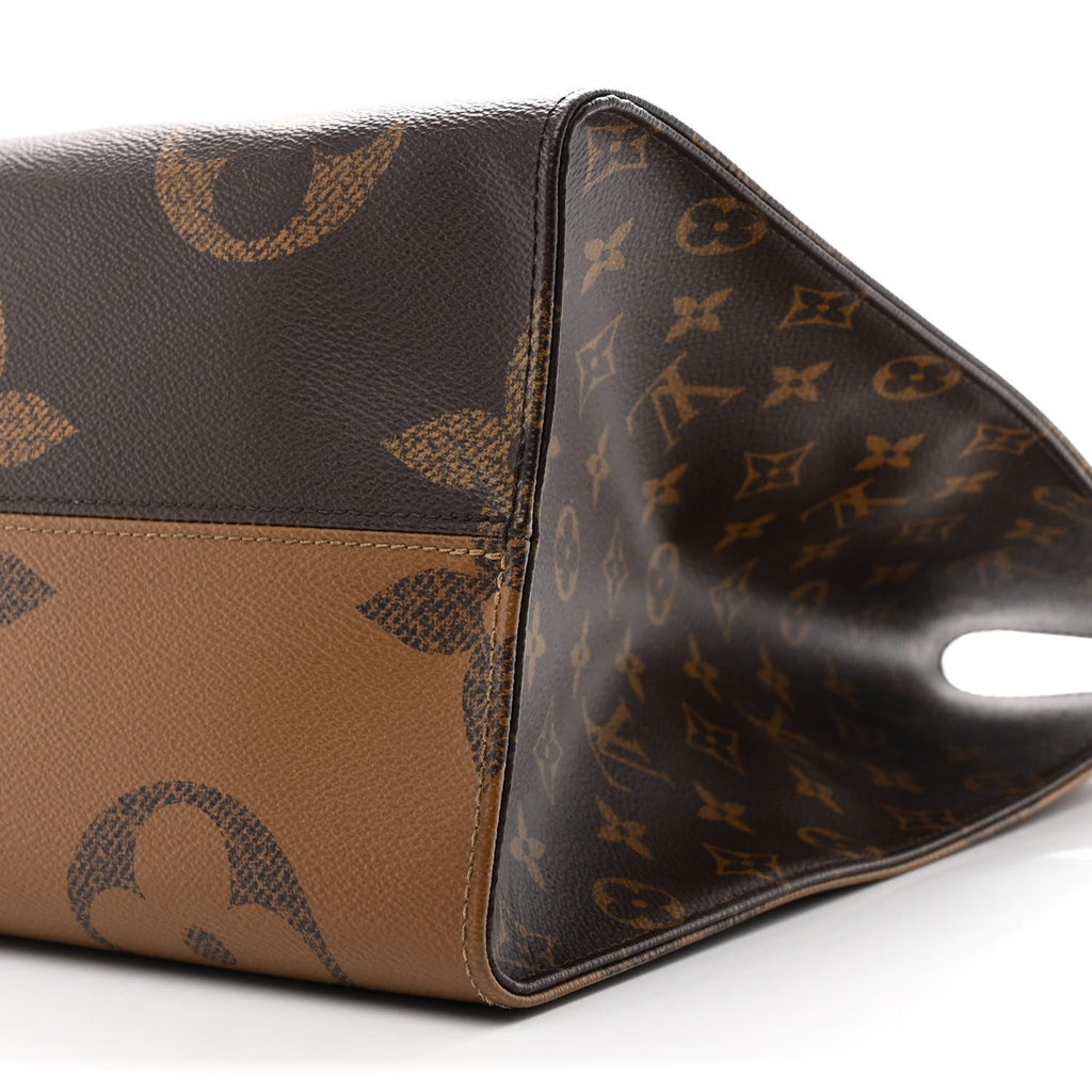 Louis Vuitton Reverse Monogram Giant Onthego GM