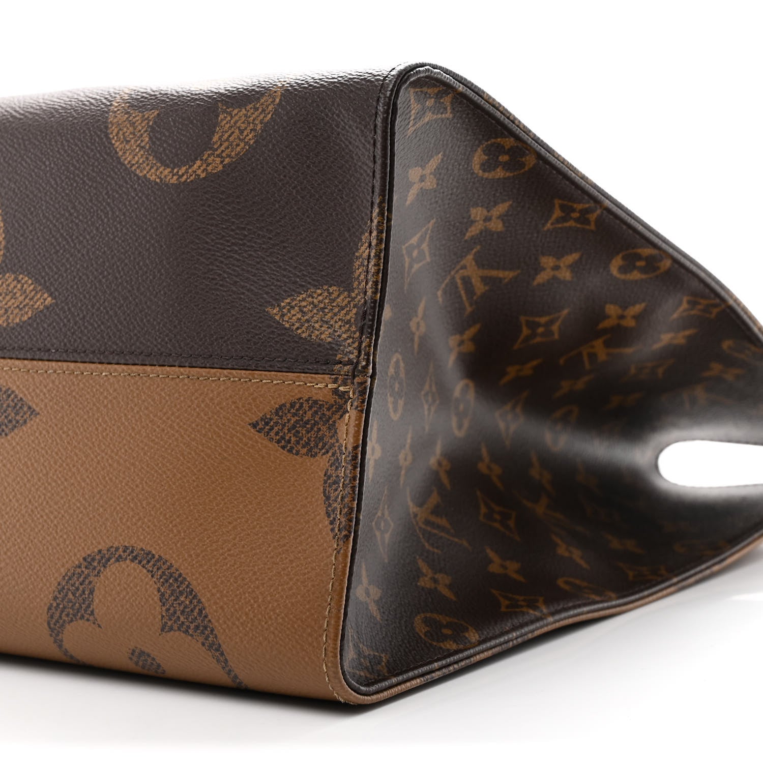 Louis Vuitton Reverse Monogram Giant Onthego GM