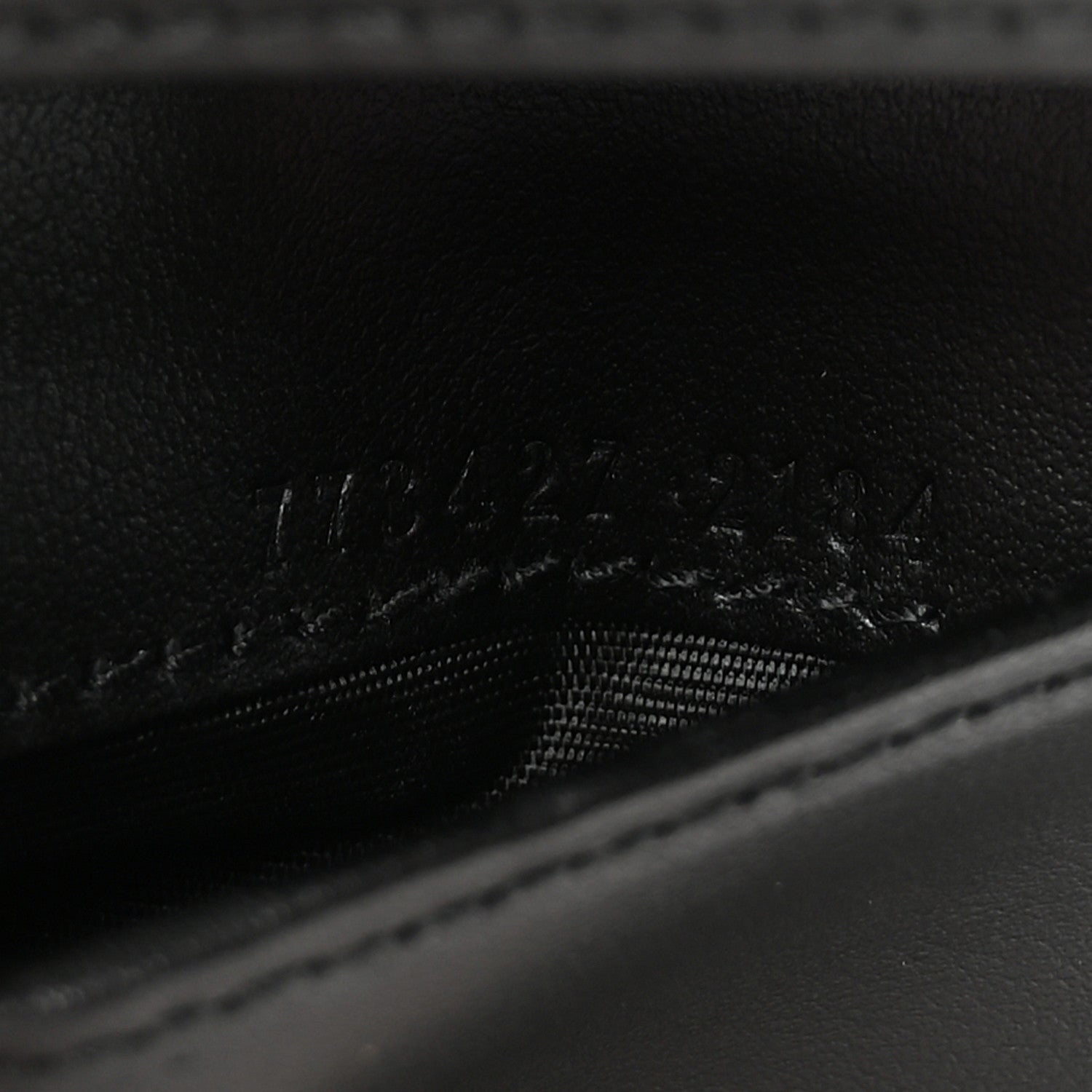 Gucci Calfskin Matelasse GG Marmont Card Case Wallet Black