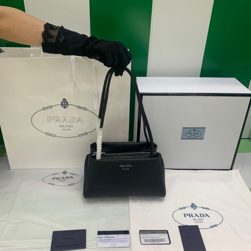 Prada Bags - 4176
