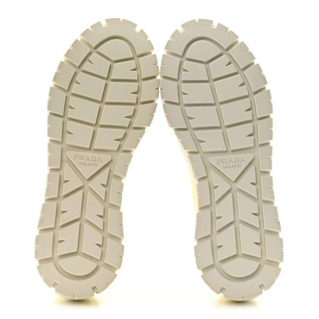 Prada Re-Nylon Gabardine Triangle Logo Double Wheel 50mm Sneakers 38 Narciso