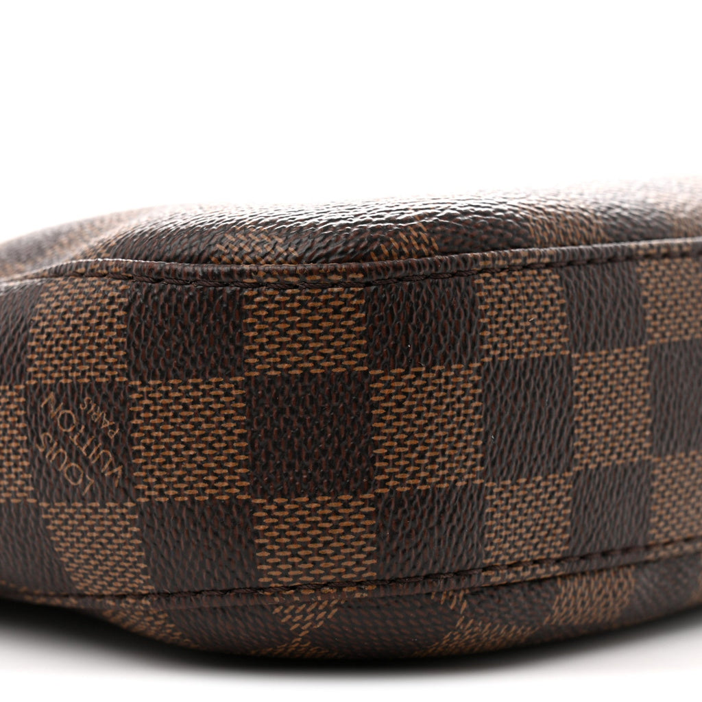 Louis Vuitton Damier Ebene South Bank Besace