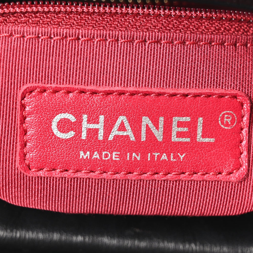 Chanel Aged Calfskin Chevron Quilted Small Gabrielle Hobo Black