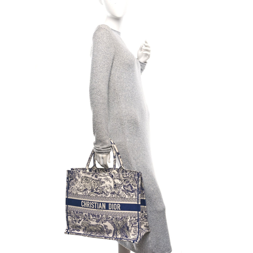 Christian Dior Canvas Embroidered Large Dioriviera Toile De Jouy Book Tote Blue