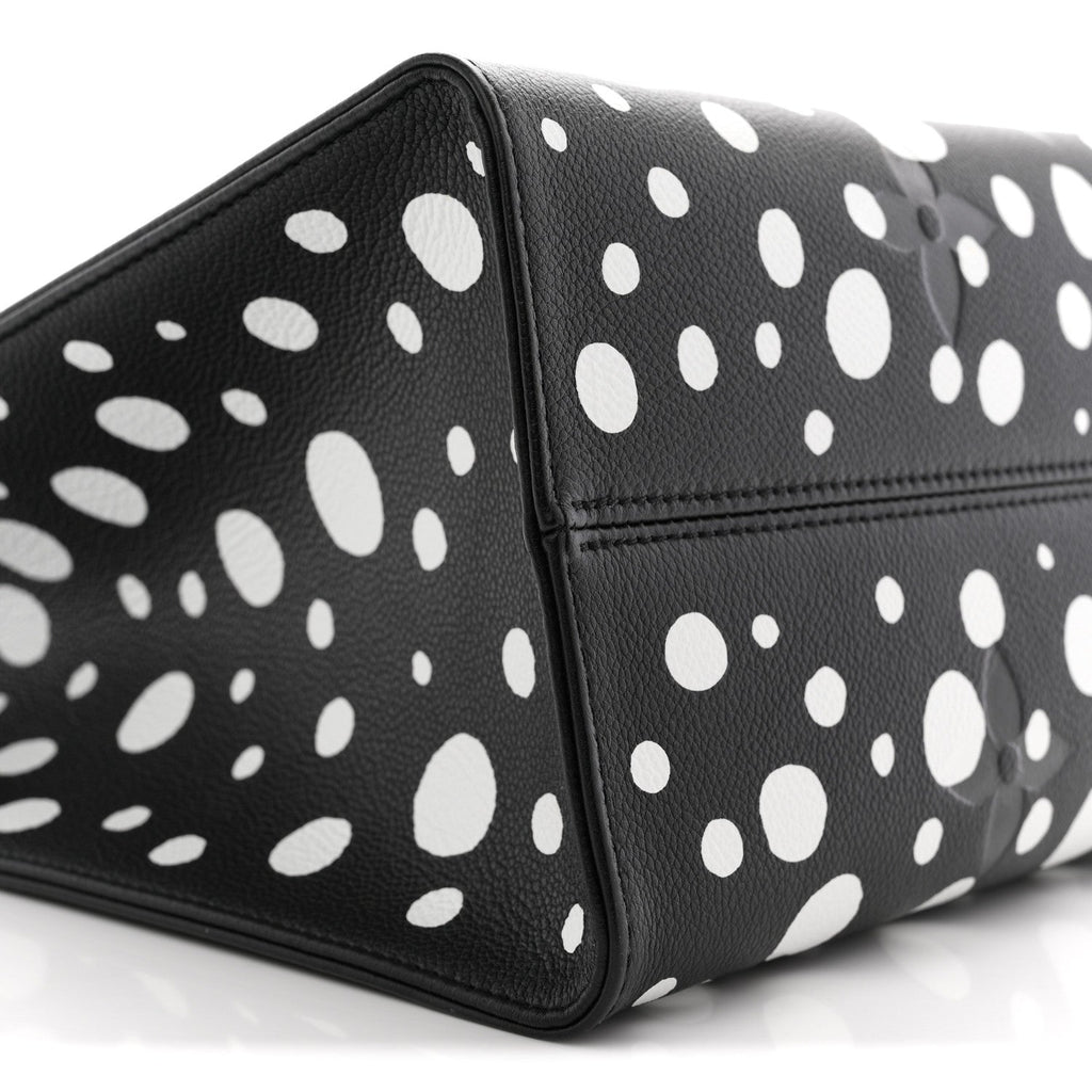 Louis Vuitton Monogram Kusama Dots Onthego MM Black White