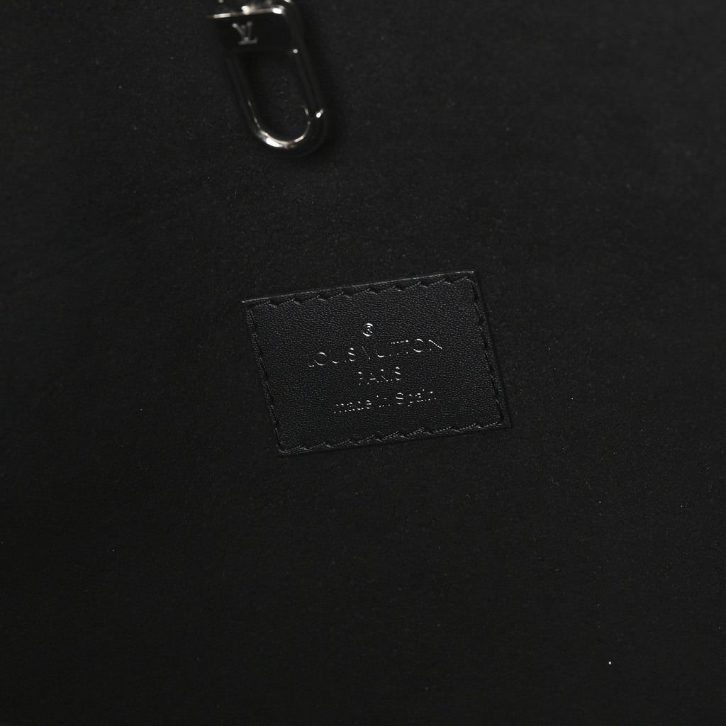 Louis Vuitton Epi Neverfull MM Black