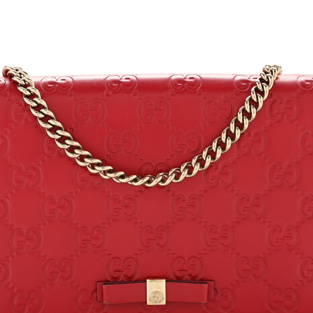 Gucci Guccissima Signature Bowy Chain Wallet Hibiscus Red