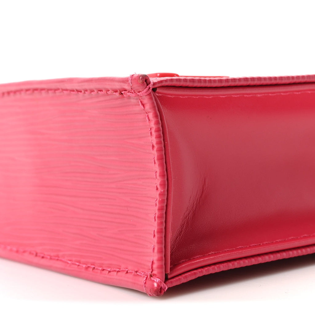 Louis Vuitton Epi Petit Sac Plat Rose Pondicherry