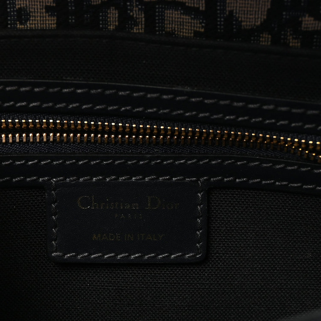 Christian Dior Oblique 30 Montaigne Avenue Bag Blue