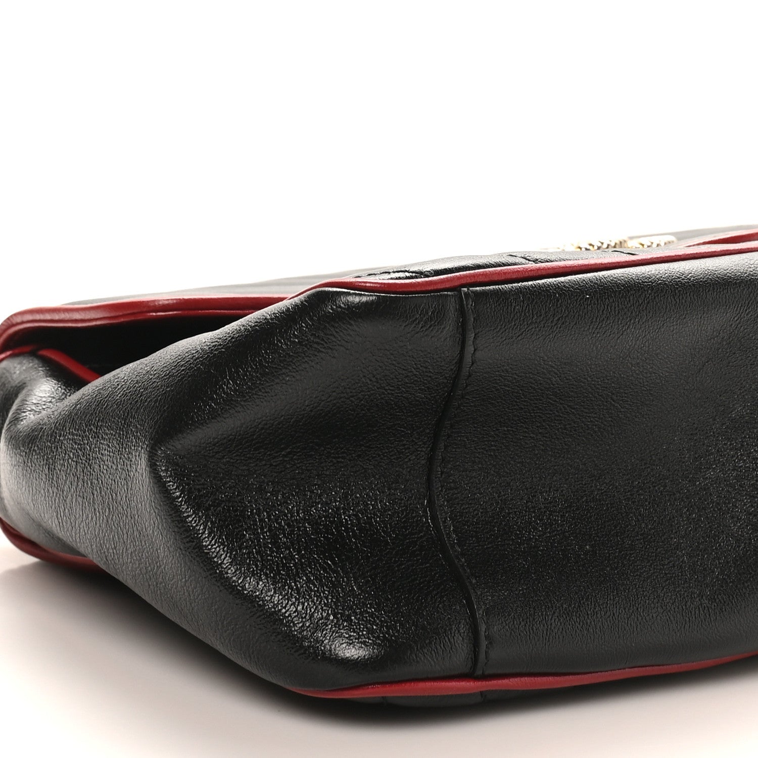 Gucci Vintage Effect Calfskin Matelasse Diagonal Small Torchon GG Marmont Top Handle Shoulder Bag Black Romantic Cherry