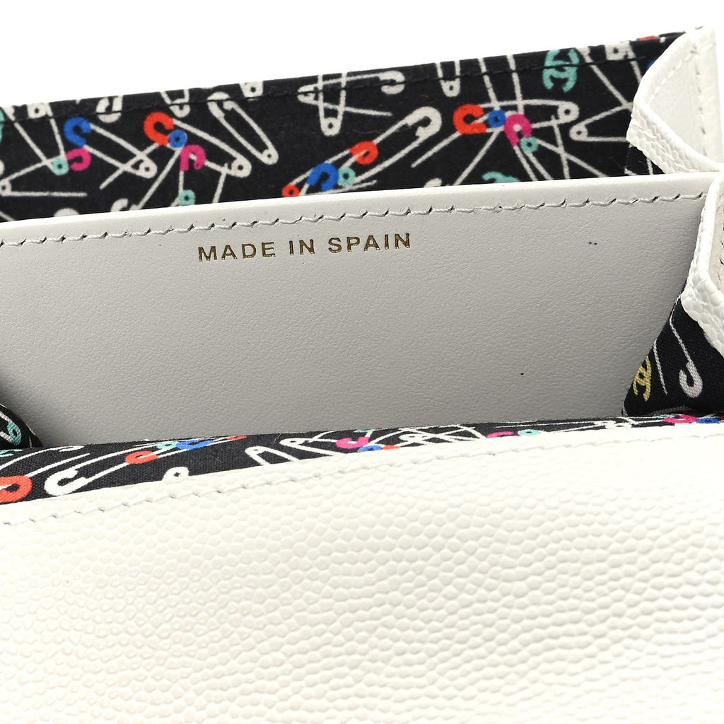 Caviar Quilted Chain CC Quilted Compact Flap Card Holder White
