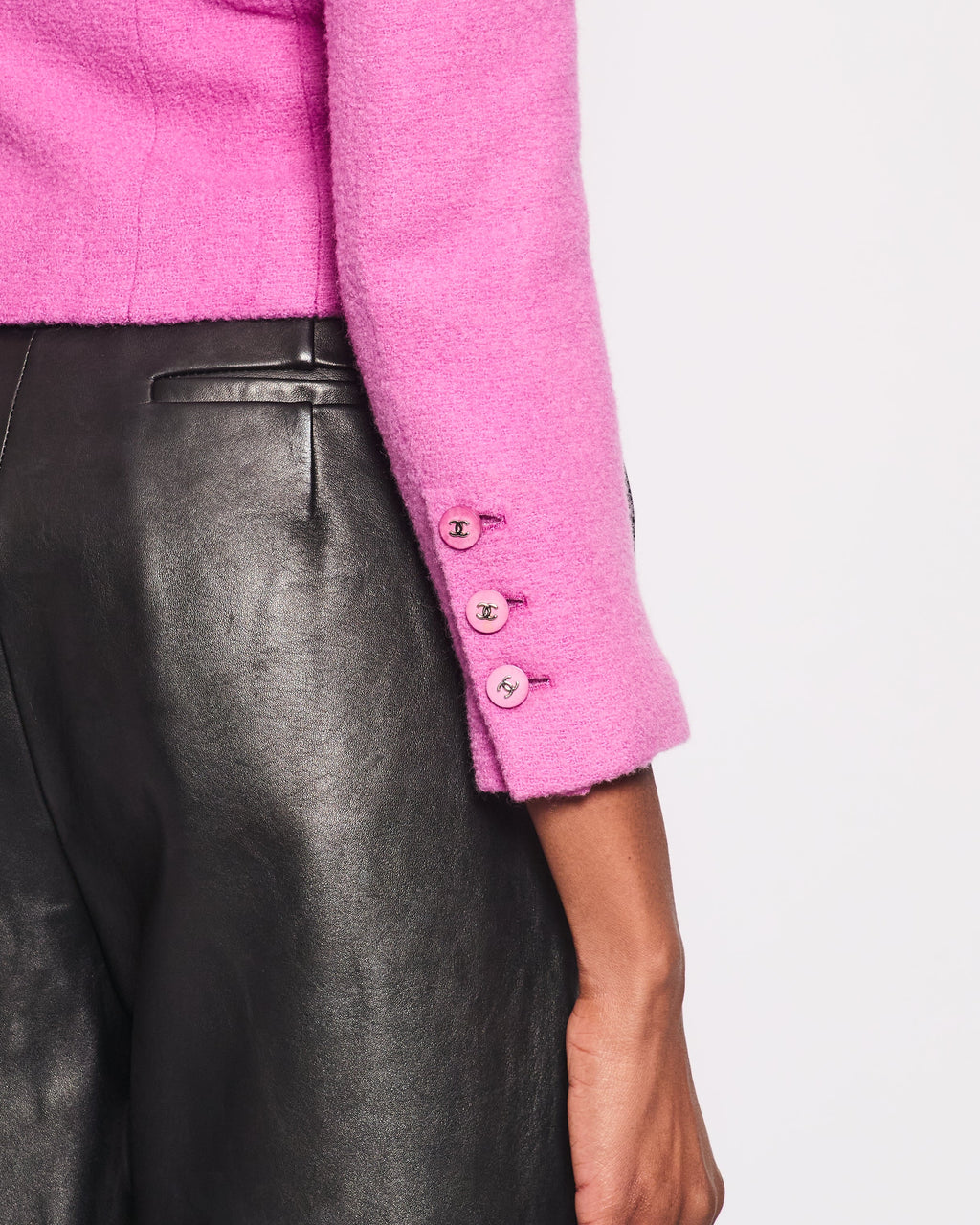 Chanel 96/P Vintage Lilac Wool Cropped Jacket with Silver CC Logo Buttons Size FR 34 (UK 6)