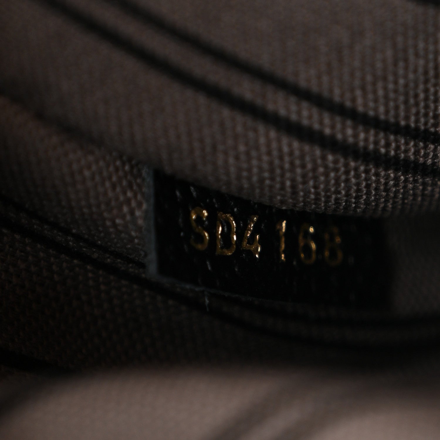 Louis Vuitton Empreinte Pochette Metis Black