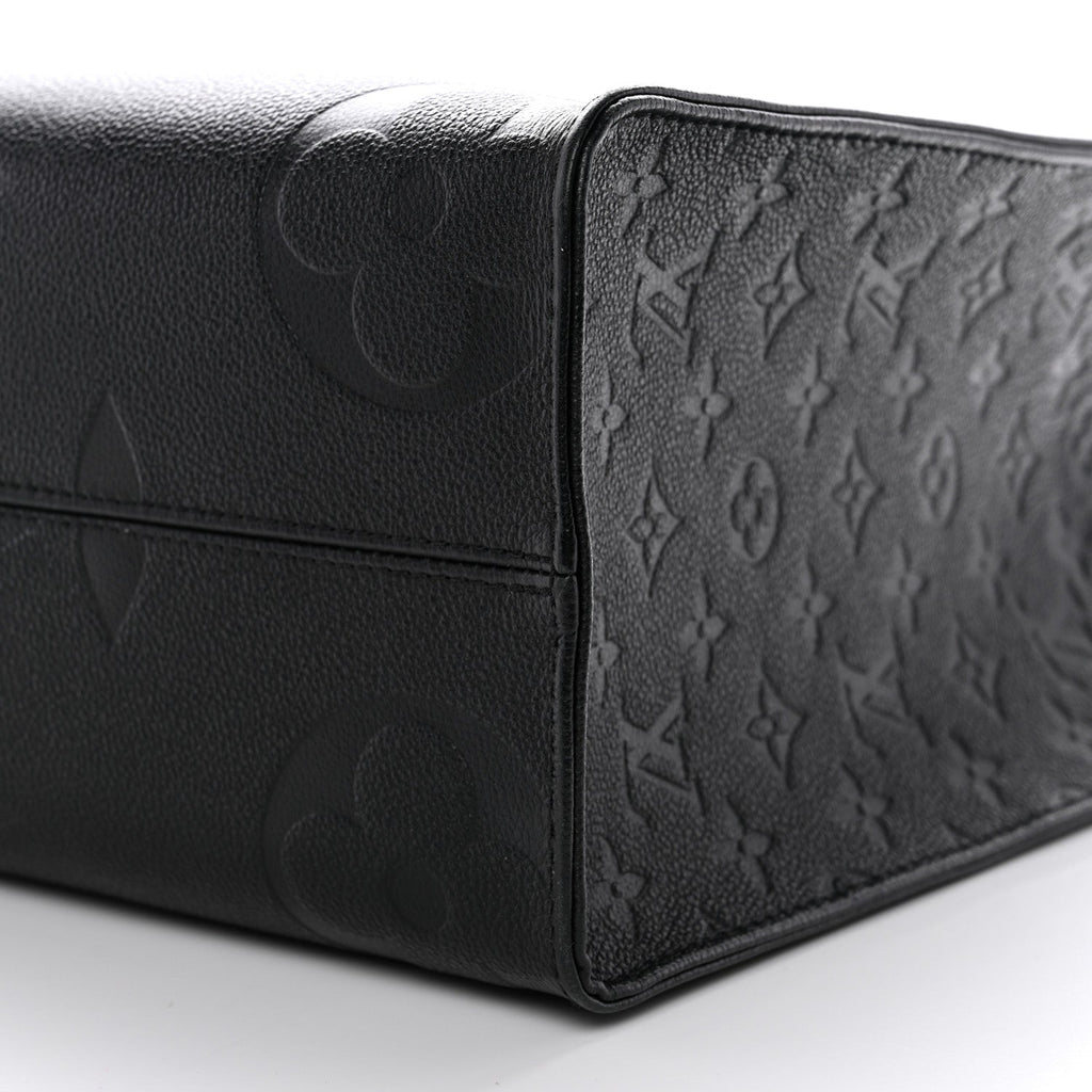 Louis Vuitton Empreinte Monogram Giant Onthego MM Black