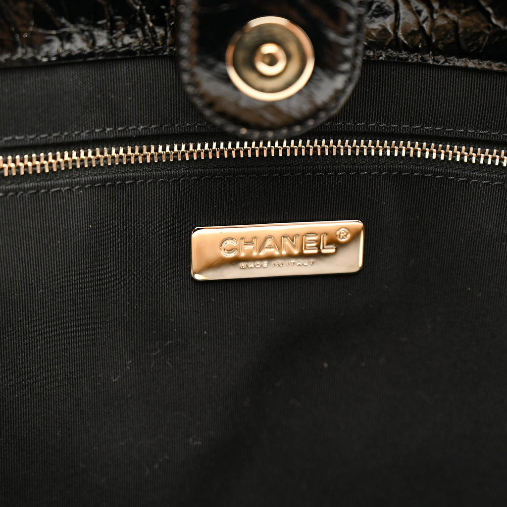 Chanel Shiny Crumpled Sheepskin Shearling CC Mania Tote Bag Black Beige