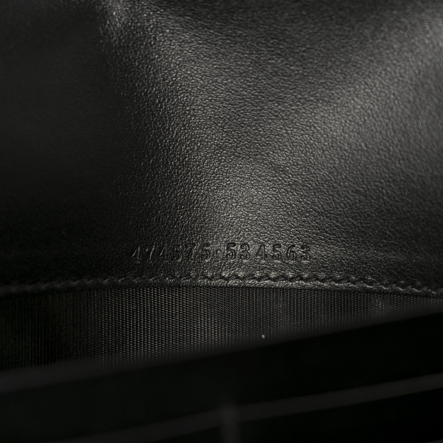 Gucci Calfskin Matelasse GG Marmont Chain Wallet Black