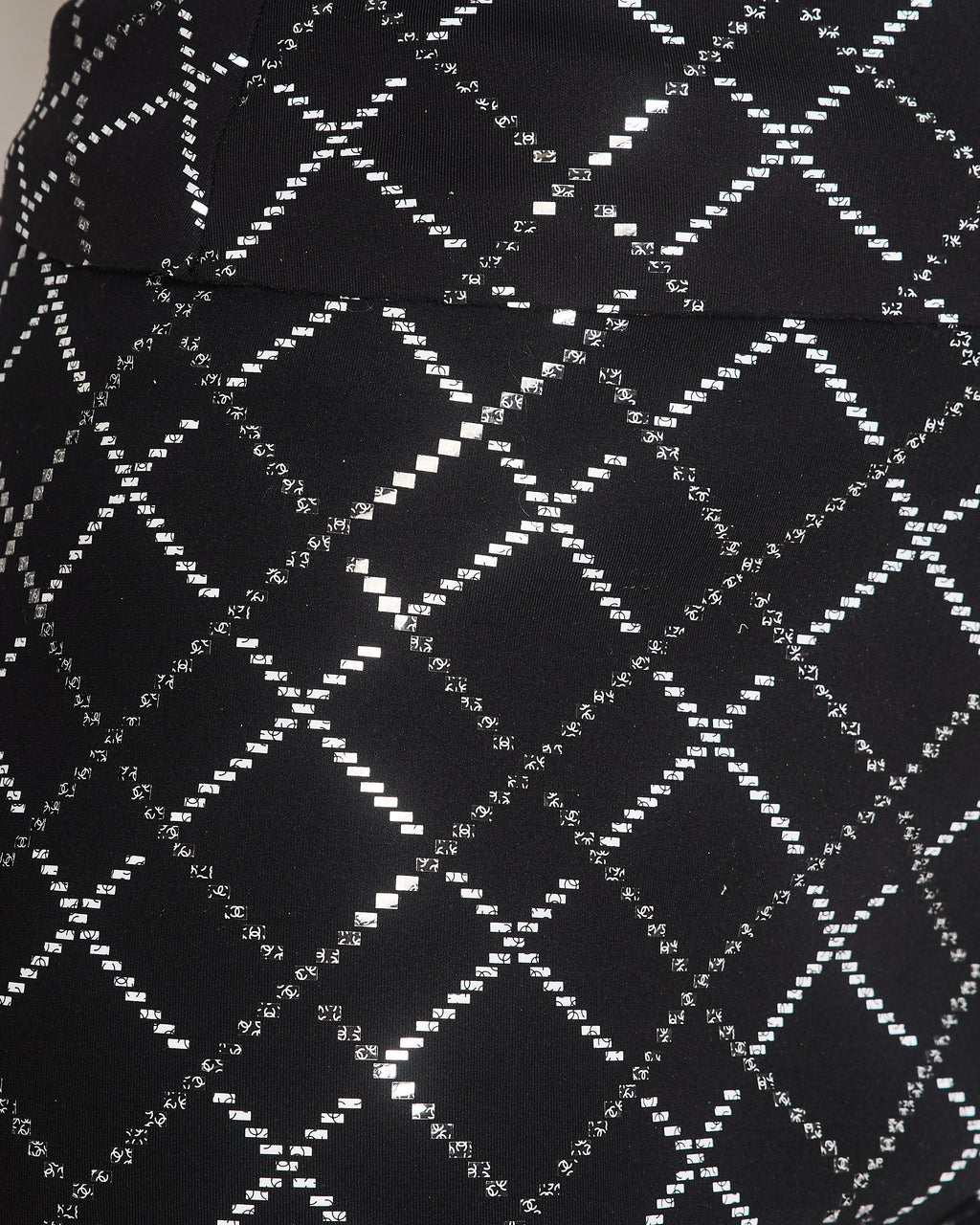 Chanel 20C Black Quilt Glittered Thin Strap Top and Leggings with Black and White CC Logo Detail Size FR 42 (UK 14)