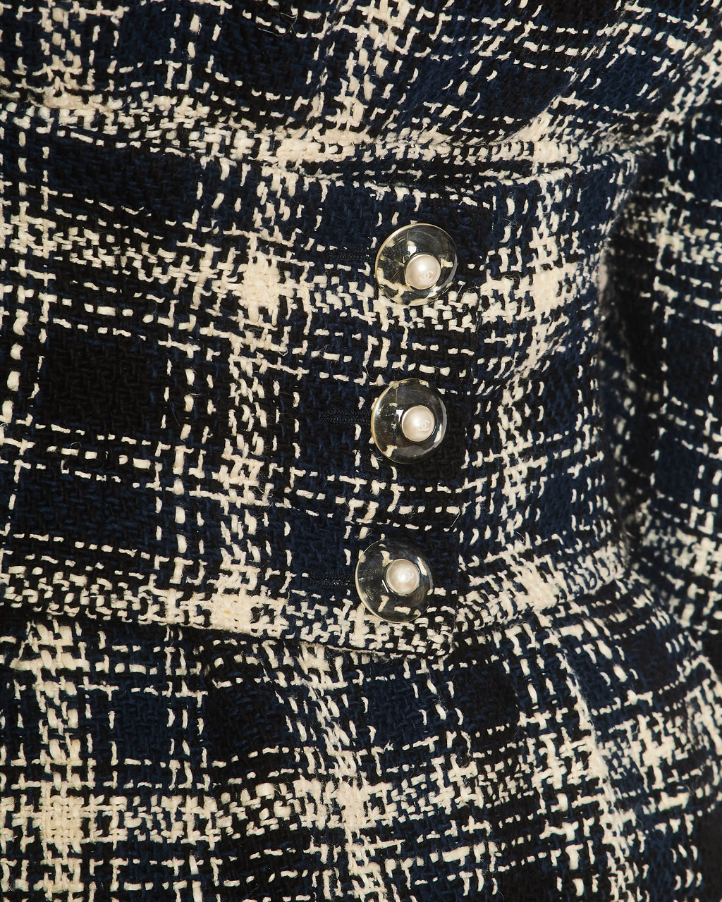 Chanel 18S Navy, White and Black Check Tweed Cropped Jacket with Cropped Sleeves and Clear Pearl Logo Buttons Size FR 36 (UK 8)
