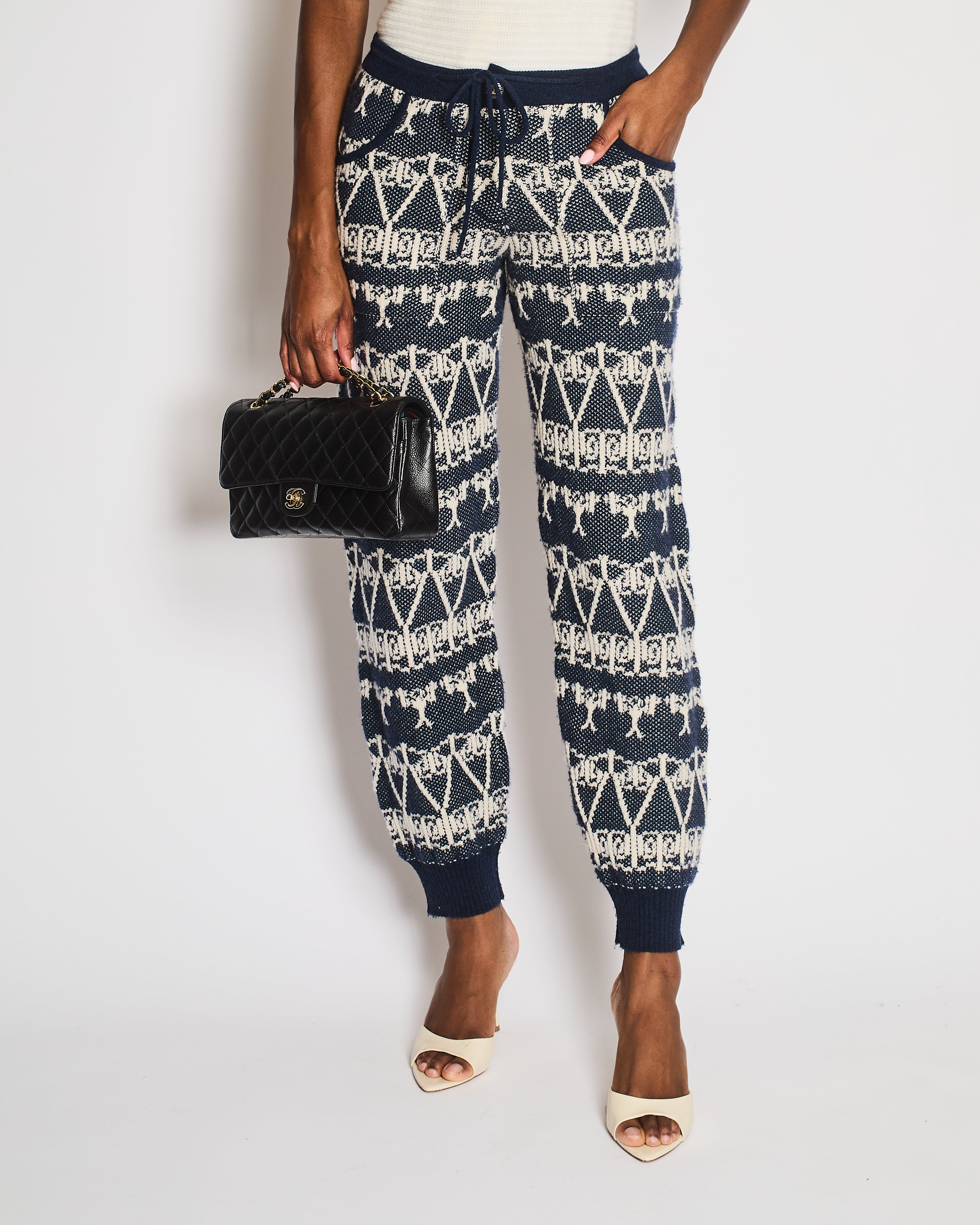 Chanel Cruise 2014 Navy and White Cashmere Knitted Trousers with Abstract Pattern and Silver and Blue Striped CC Logo Button Size FR 34 (UK 6)