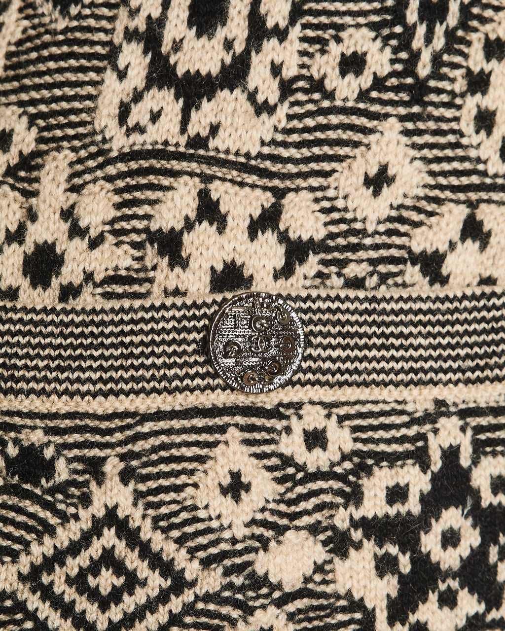 Chanel Fall 2011 Black and Cream Cashmere Abstract Print Top with Silver Textured CC Logo Buttons Size FR 36 (UK 8)