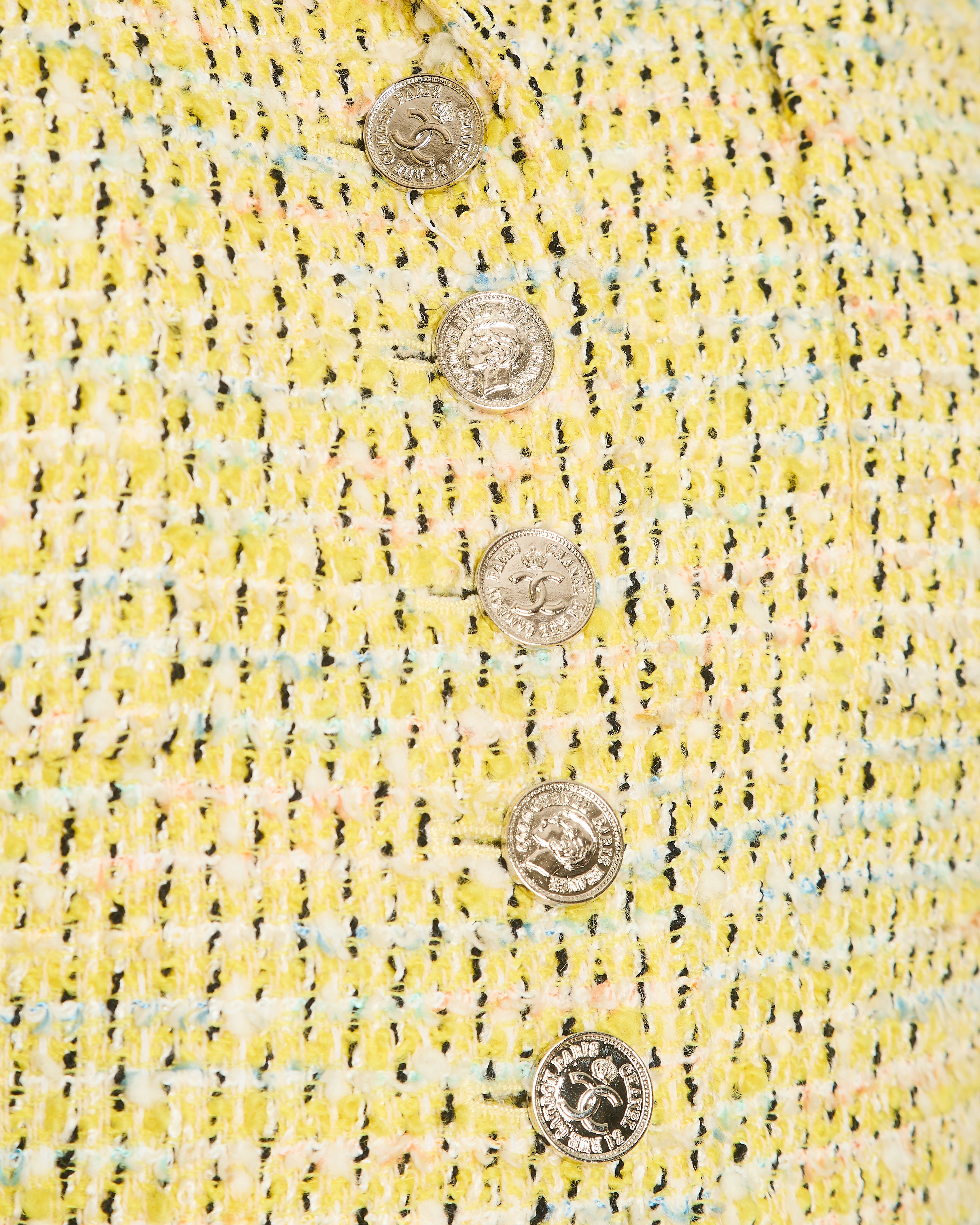 Chanel Vintage 96P Yellow and Multi-Colour Tweed Jacket with Silver Polished CC Logo Buttons and Front Pocket Details Size FR 38 (UK 10)