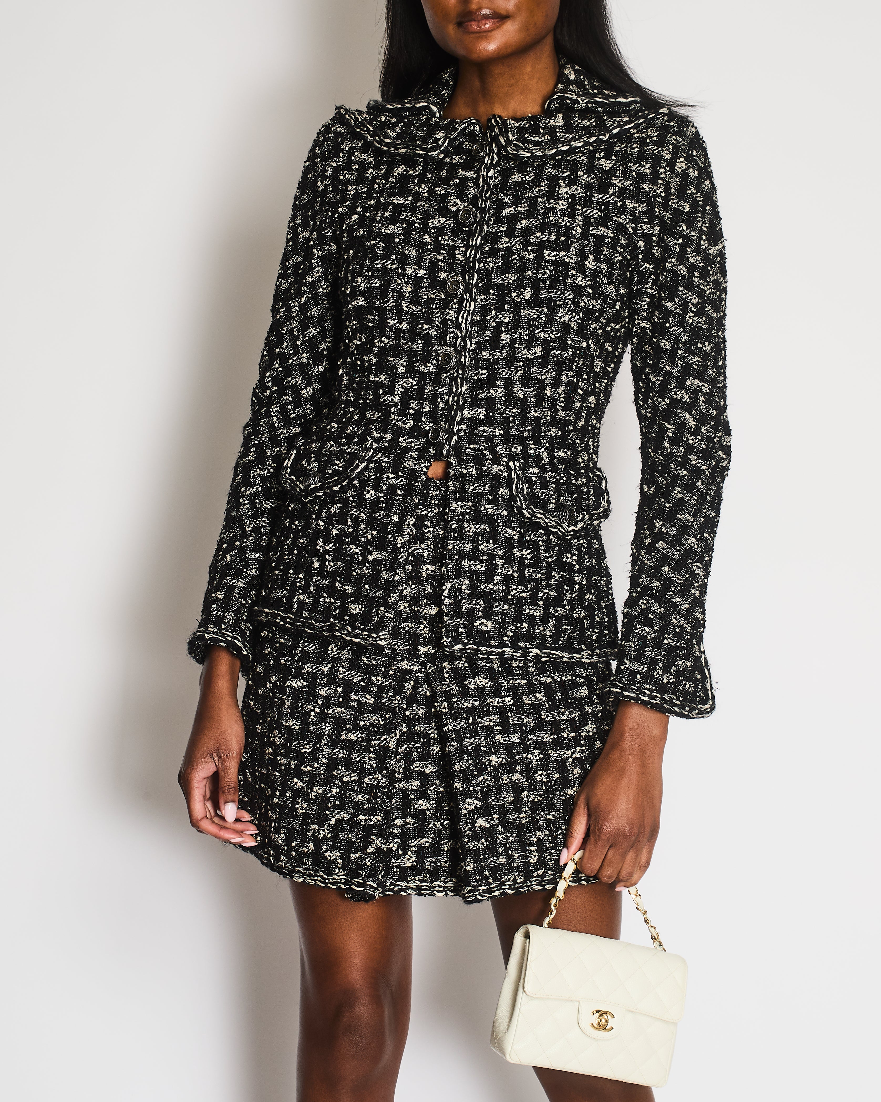 Chanel 13A Black and White Tweed Collar Jacket and Skirt Set with CC Logo Button Detail Size FR 38 (UK 10)