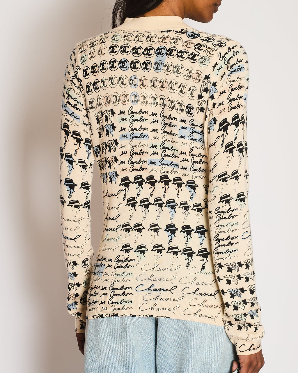 Chanel 06/C Cream V-Neck Long Sleeve Jumper with Gabrielle CC Logo Detail Size FR 38 (UK 10)