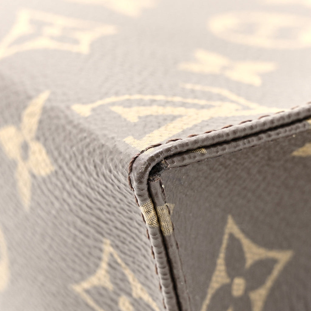 Louis Vuitton Monogram Toiletry Pouch 19