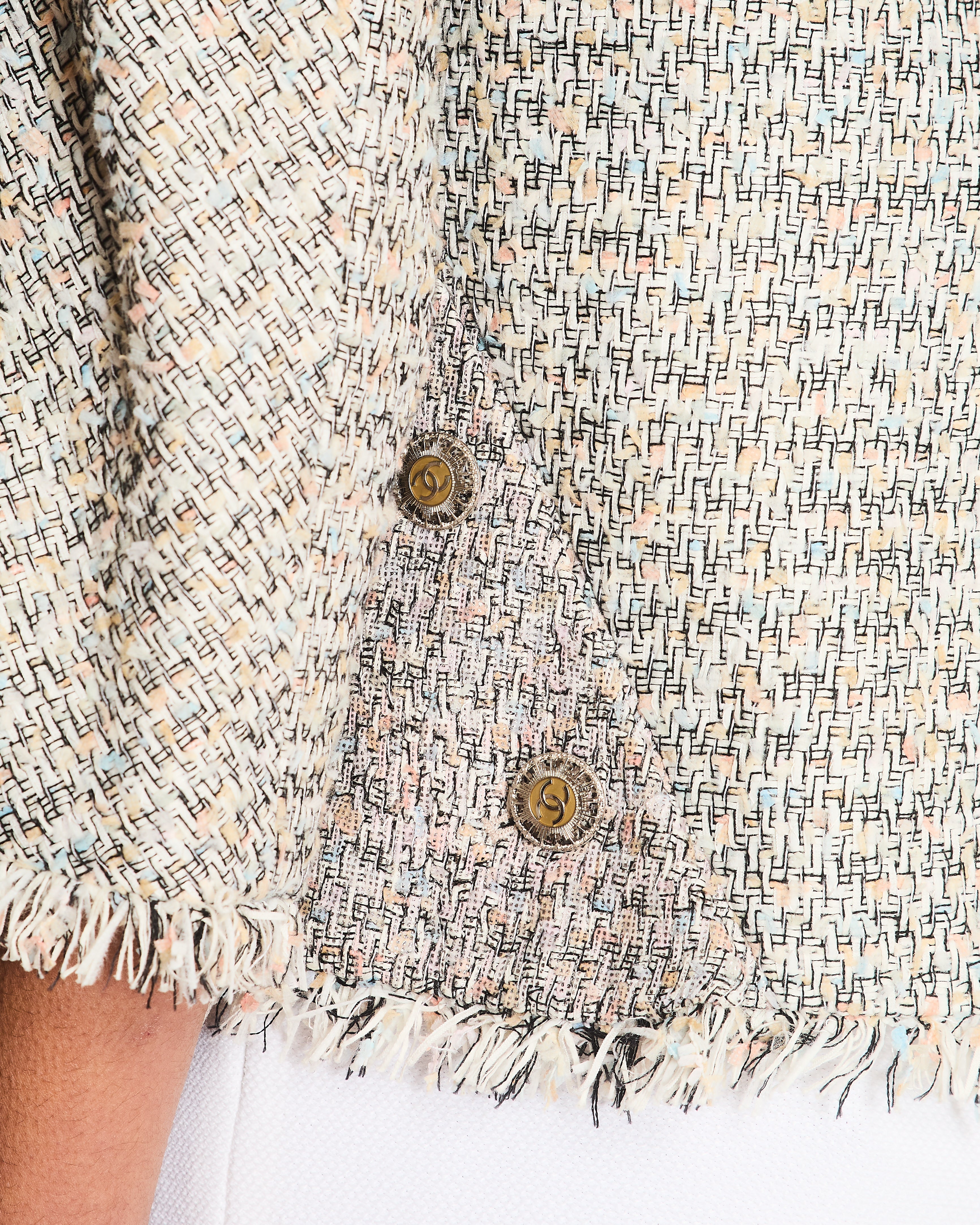 Chanel 22P Multi-Colour Tweed Blazer Size FR 42 (UK 14)