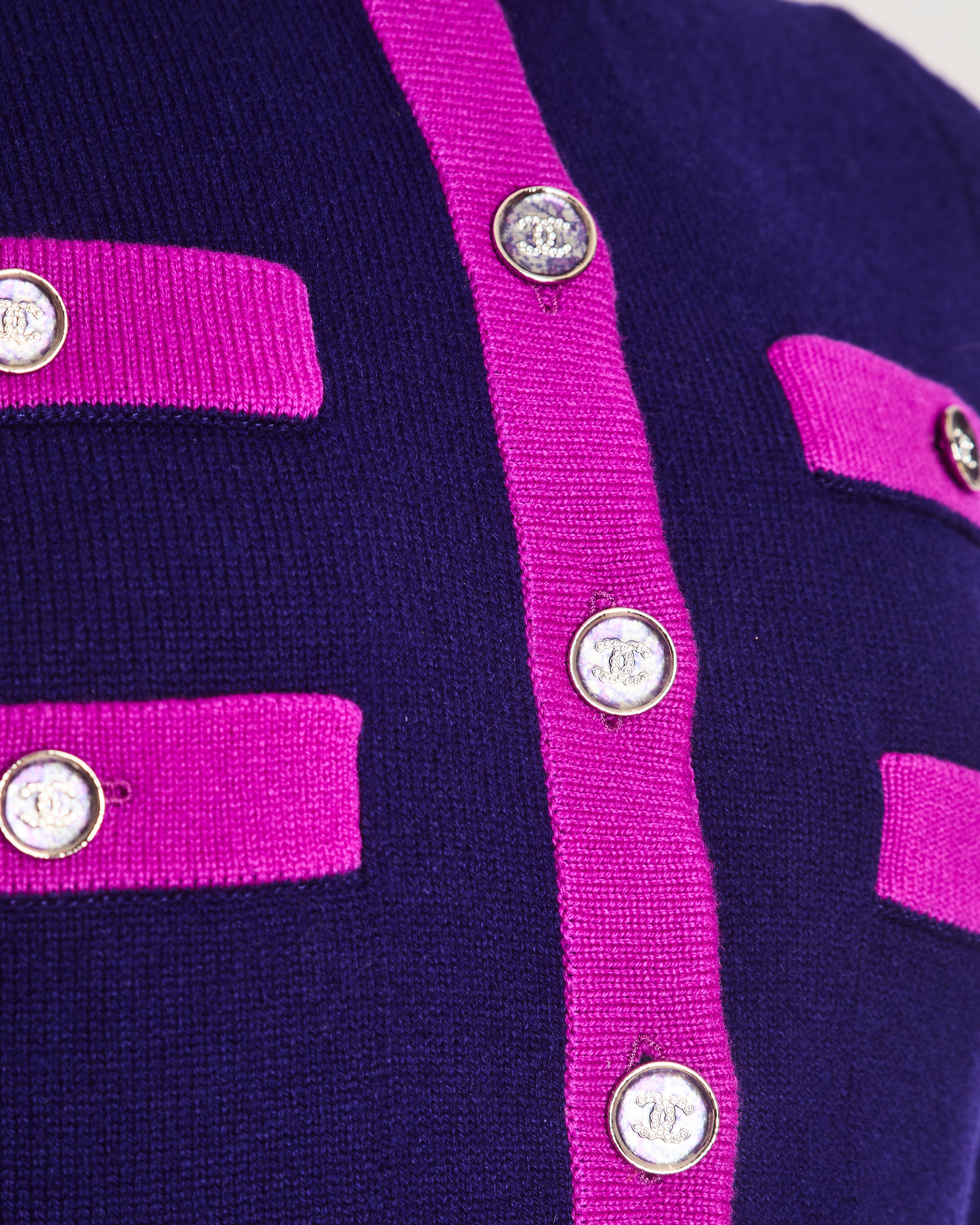 Chanel 23B Purple and Pink Contrast Trim Cropped Cardigan with Silver CC Buttons Size FR 36 (UK 8)