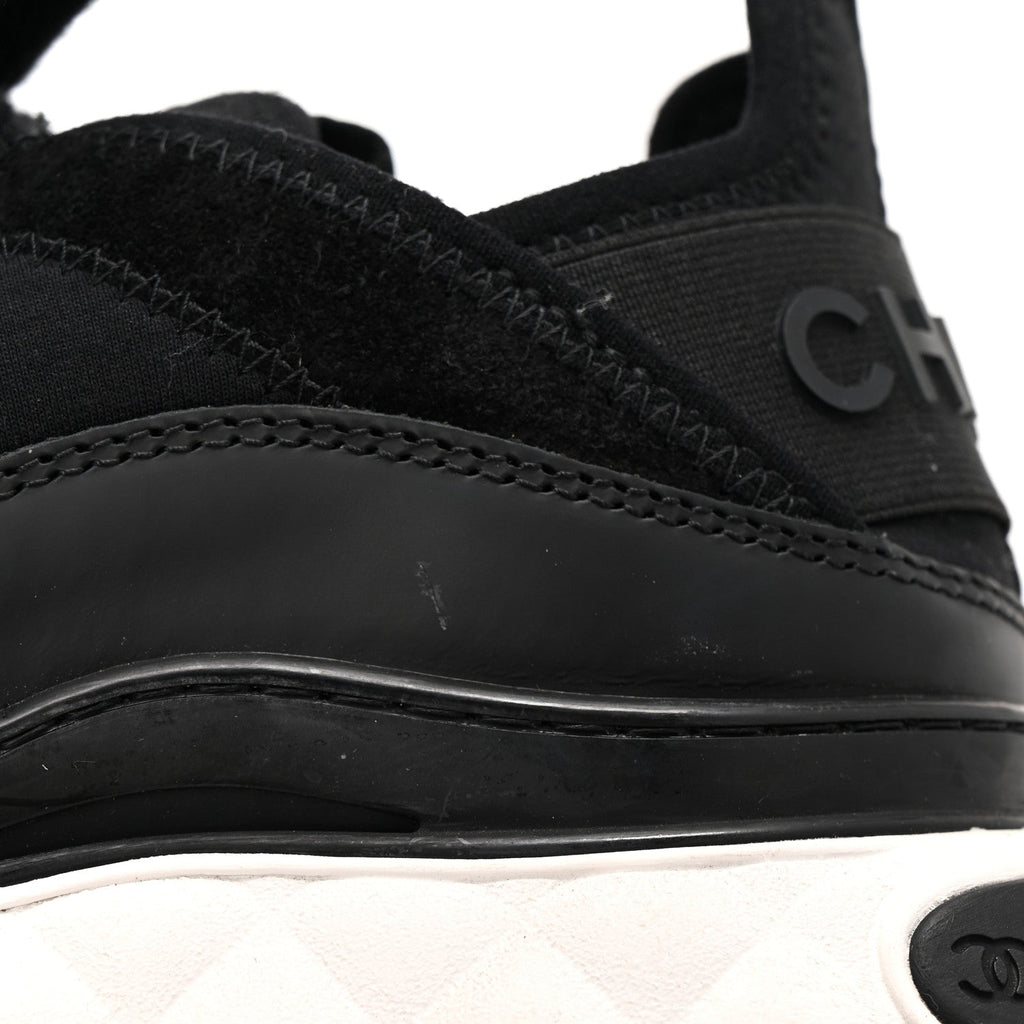 Chanel Velvet Calfskin Mixed Fibers CC Sneakers 36 Black