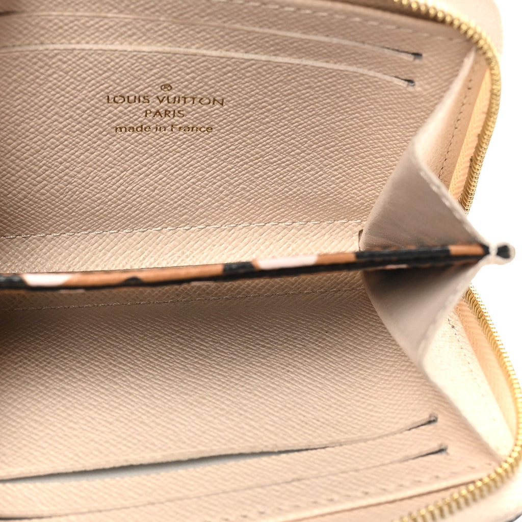 Louis Vuitton Monogram Giant Wild At Heart Zippy Coin Purse Creme