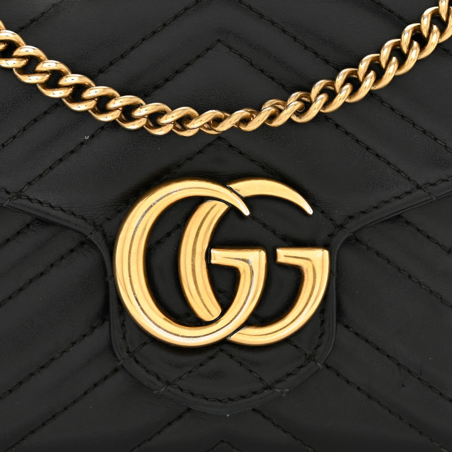 Gucci Calfskin Matelasse GG Marmont Chain Wallet Black
