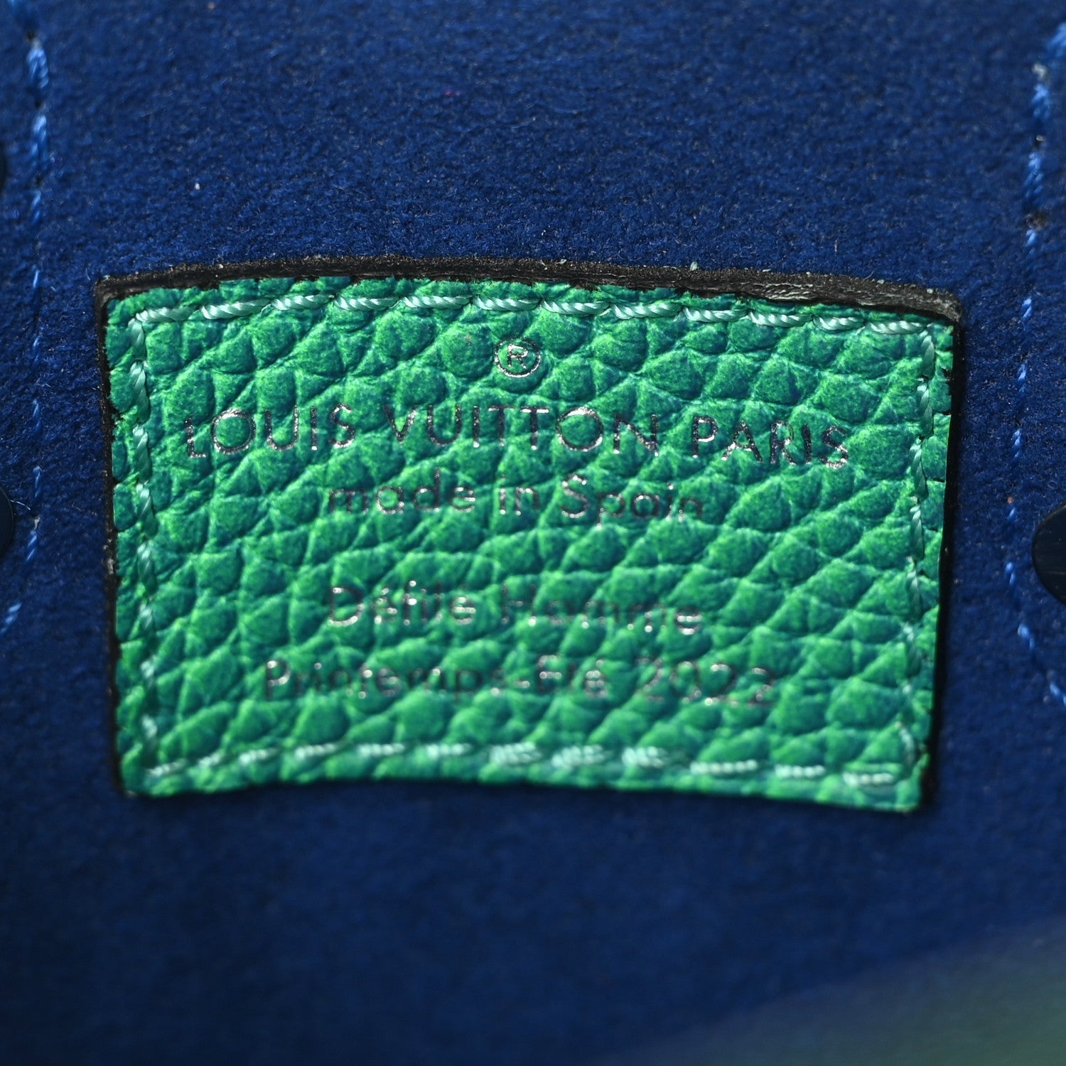 Louis Vuitton Taurillon Illusion Sac Plat XS Bleu Vert