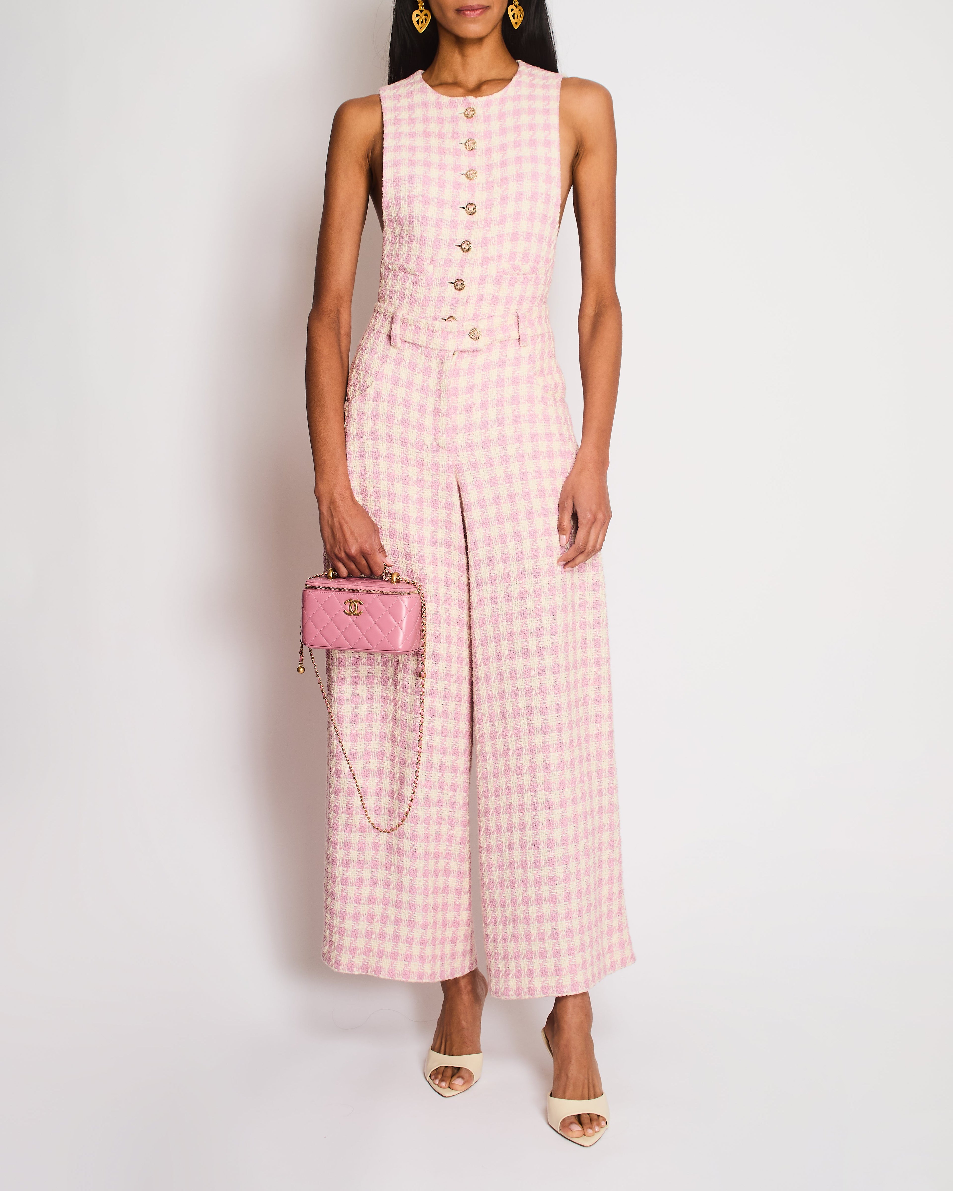 Chanel 23/S Pink and Cream Sleeveless Houndstooth Jumpsuit with CC Logo Detail Size FR 34 (UK 6) (Copy)