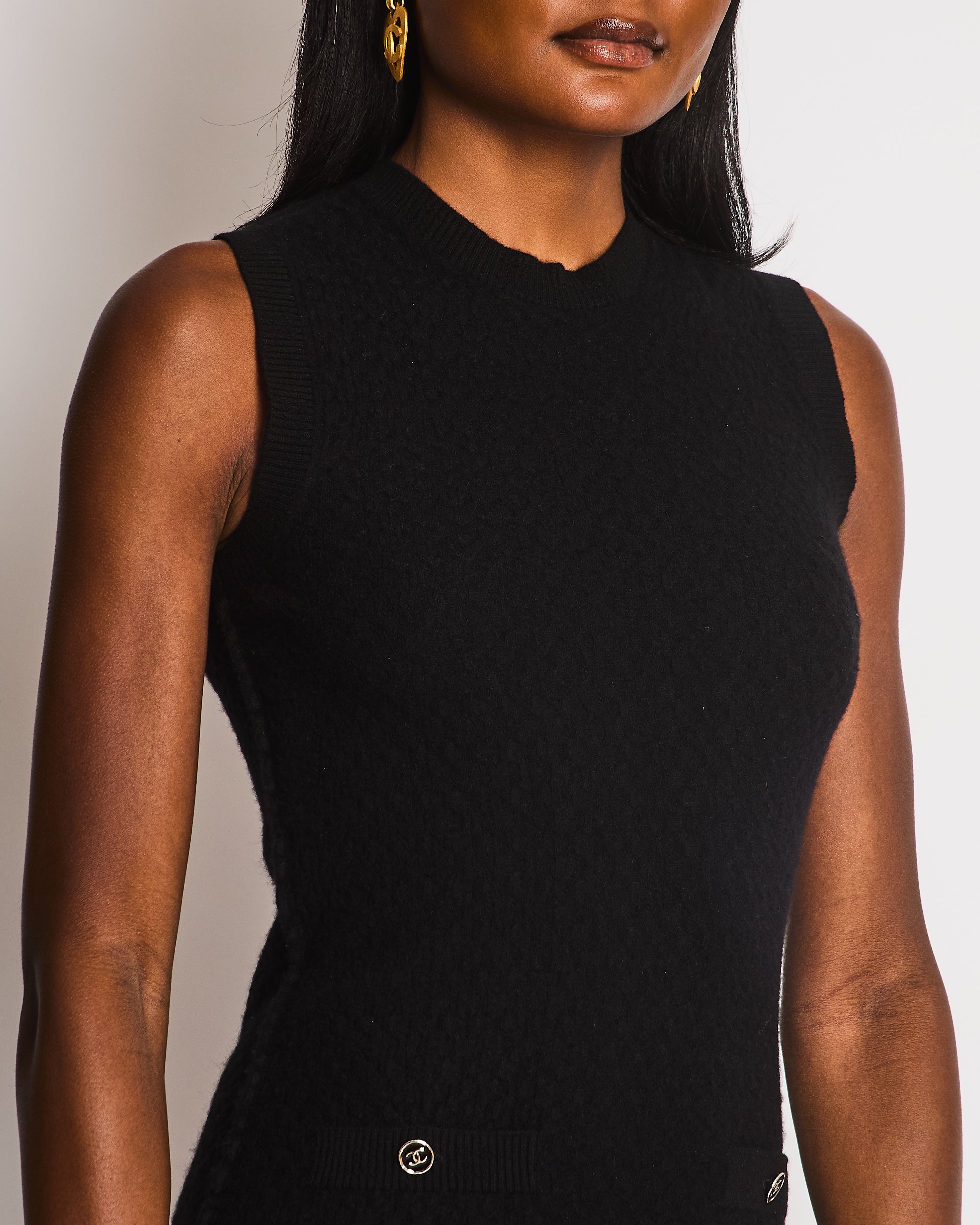 Chanel Black Sleeveless Knitted Dress with CC Logo Button Detail Size FR 36 (UK 8)