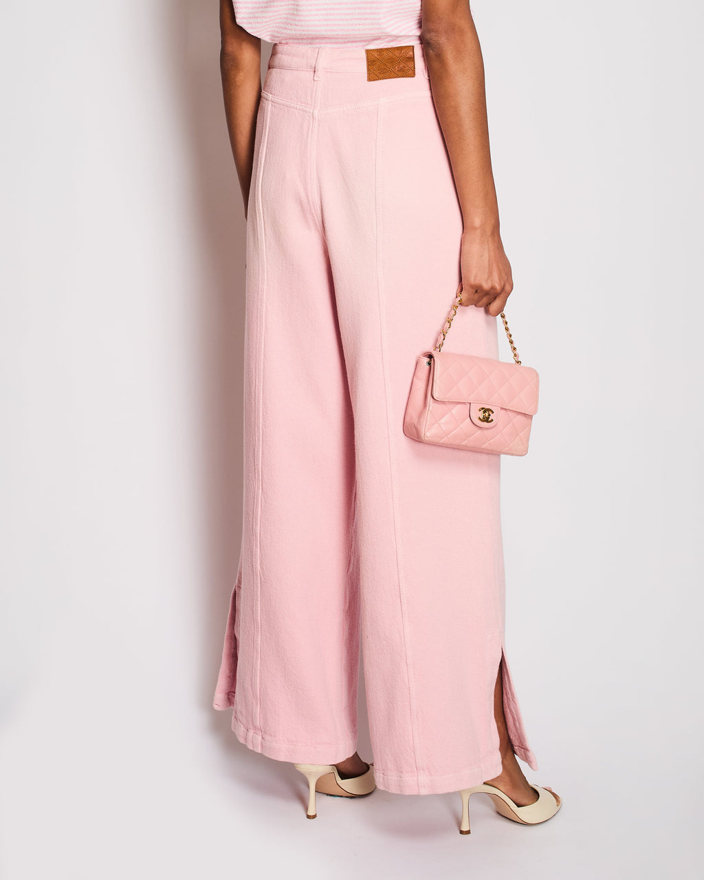 Chanel 19/P Pink Cotton Wide-Leg Trousers with Silver CC Logo Buckle and Back Calfskin Leather Logo Patch Size FR 36 (UK 8)