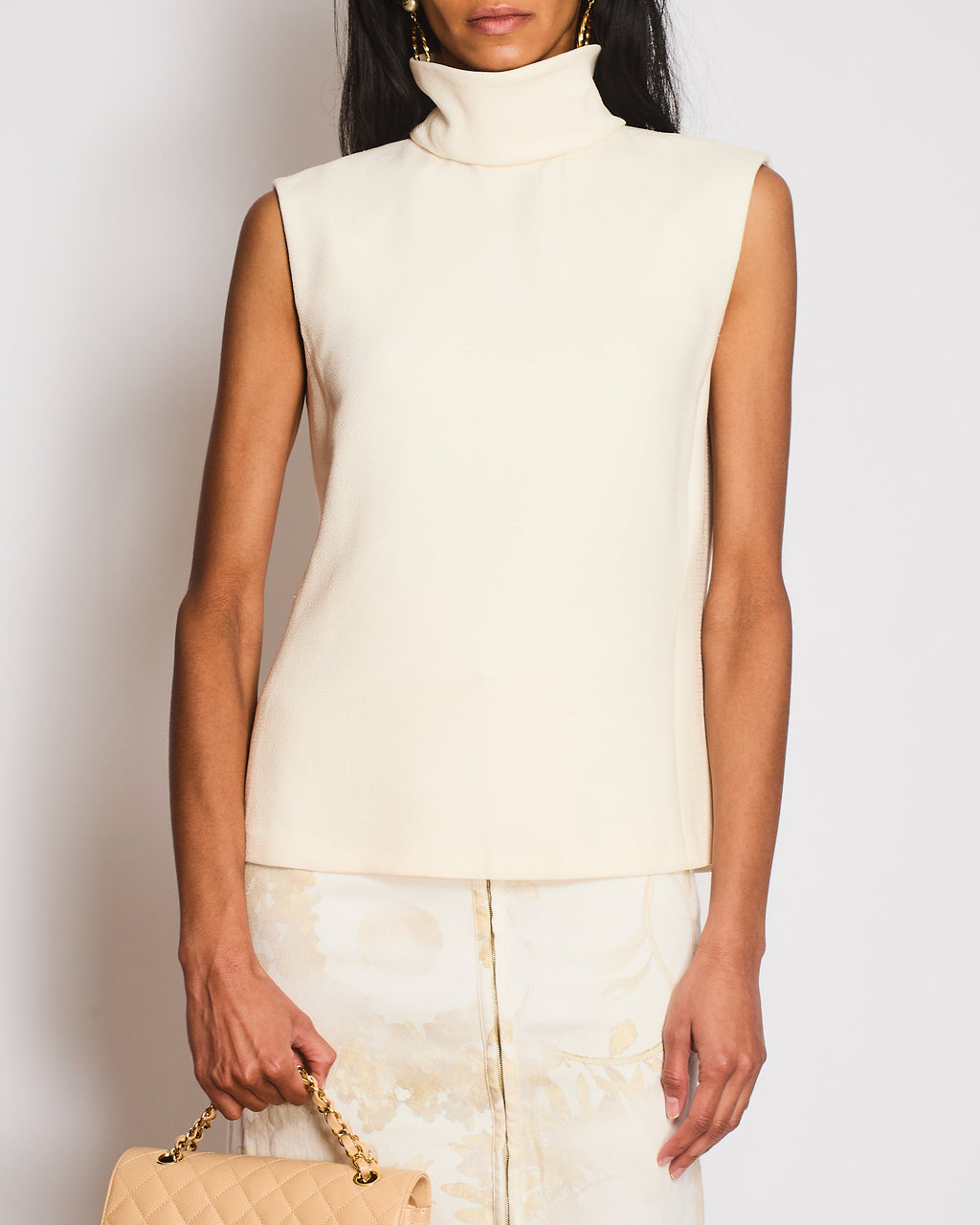 Chanel 22/C Ivory Sleeveless Blouse with Collar Turnover Detail Size FR 38 (UK 10)