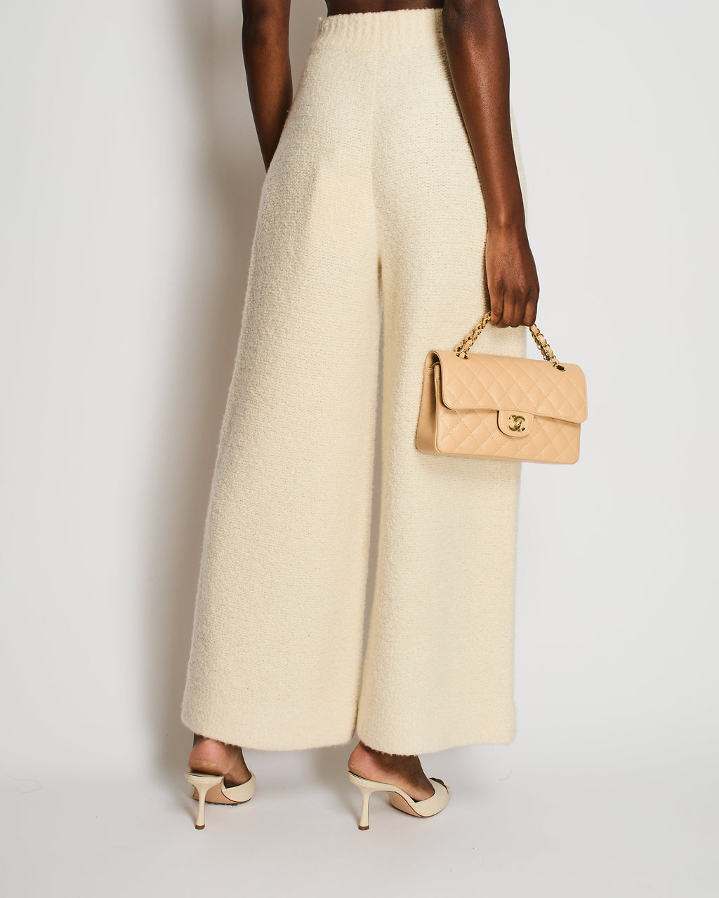 Chanel Ivory Knitted Cashmere Pants with CC Button Detail Size FR 36 (UK 8)