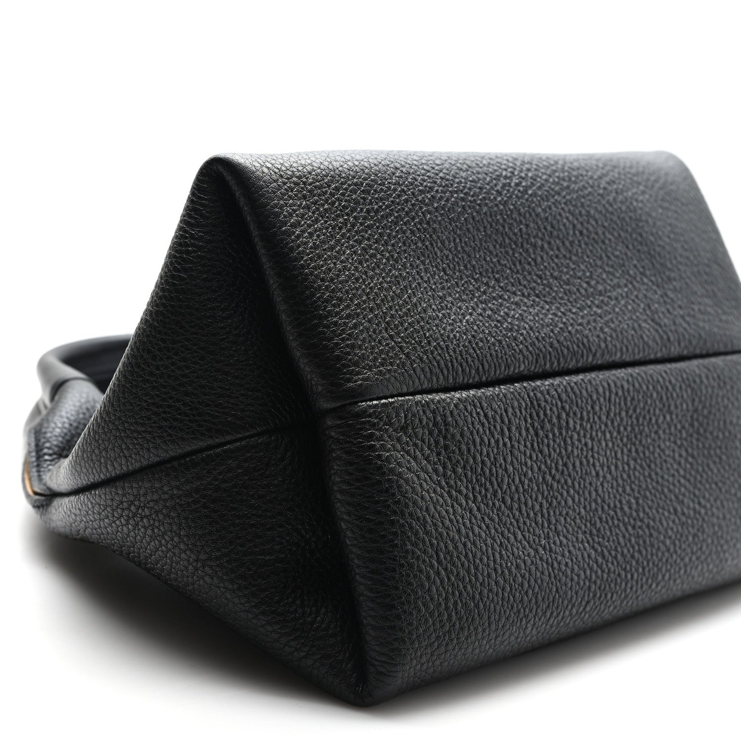 Gucci Grained Calfskin Softbit Medium Shoulder Bag Black