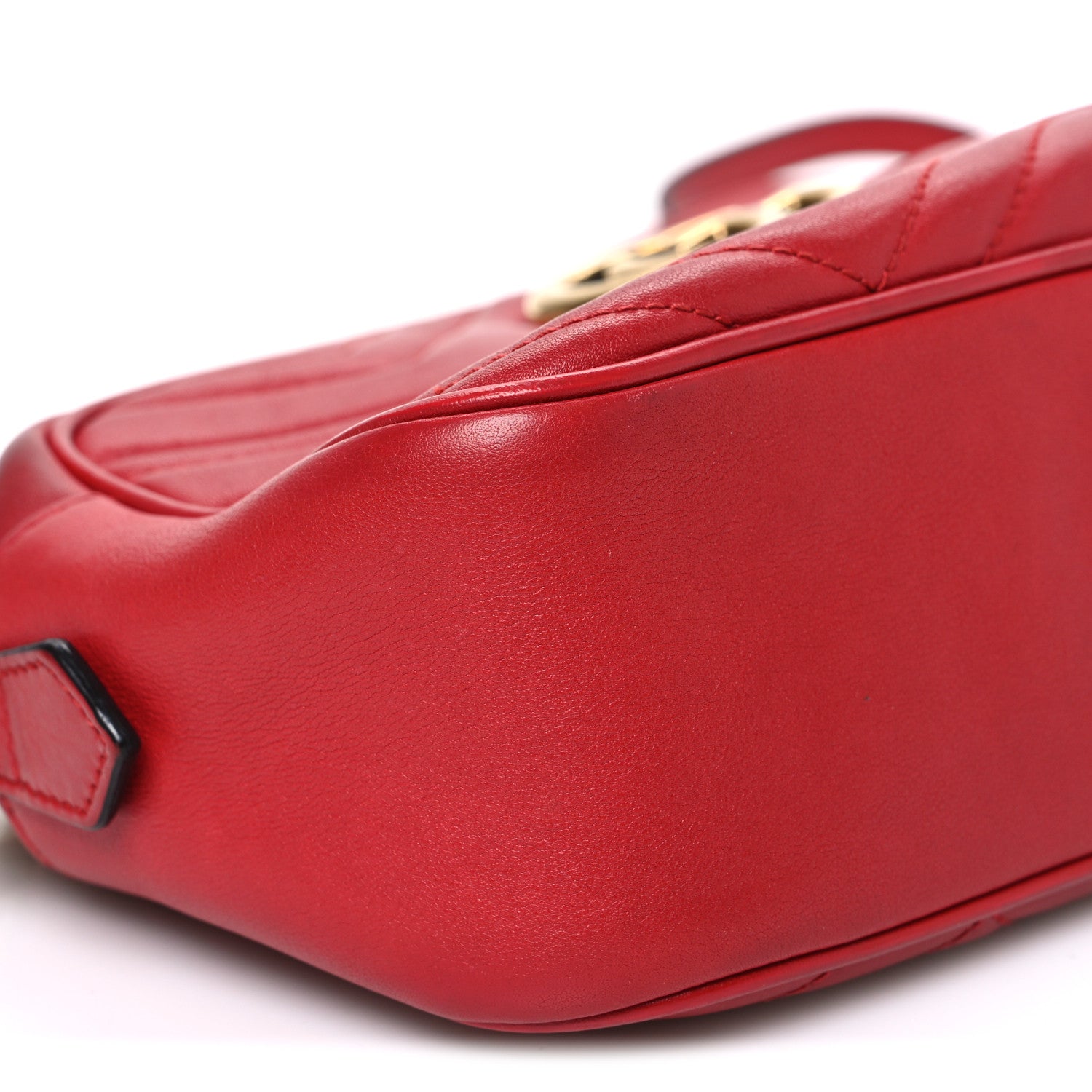 Gucci Calfskin Matelasse Small GG Marmont Chain Shoulder Bag Hibiscus Red