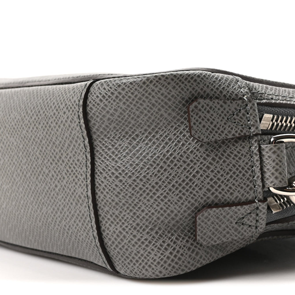 Louis Vuitton Taiga Neo Pavel Glacier