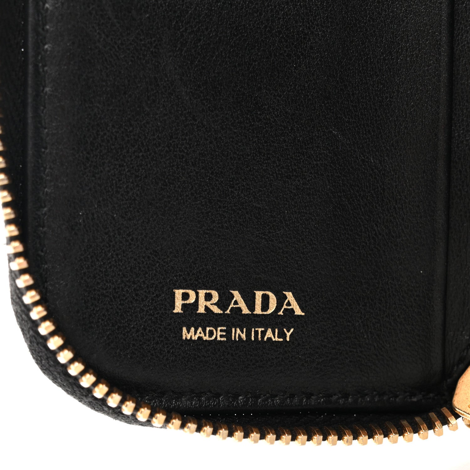 Prada Vitello Move Zip Around 6 Key Holder Black